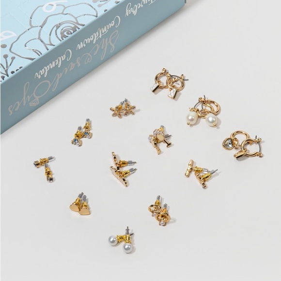 Jewelry Bridal Countdown Calendar - Picture 3 of 5